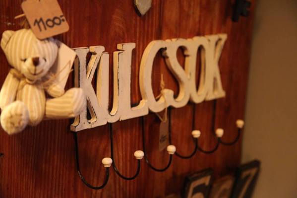 541549_856110701140211_3970681730266159433_n